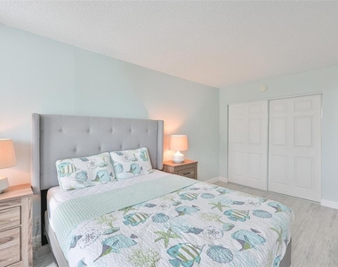 1400 Gulf Boulevard - Photo Thumbnail 21