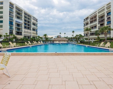 1400 Gulf Boulevard - Photo Thumbnail 27