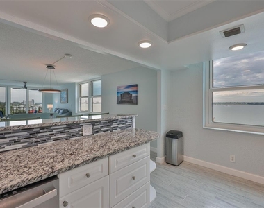1400 Gulf Boulevard - Photo Thumbnail 12