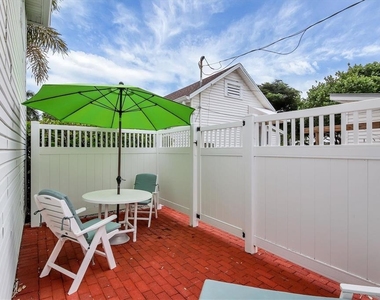 241 Gilchrist Avenue - Photo Thumbnail 10
