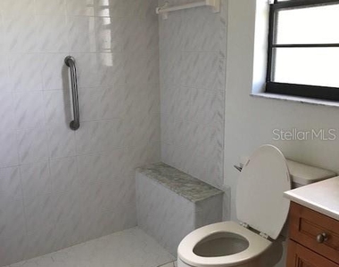 25385 Sandhill Boulevard - Photo Thumbnail 7