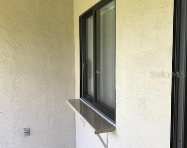 25385 Sandhill Boulevard - Photo Thumbnail 13
