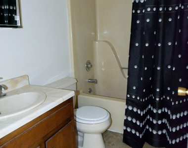 302 Jefferson Street - Photo Thumbnail 14