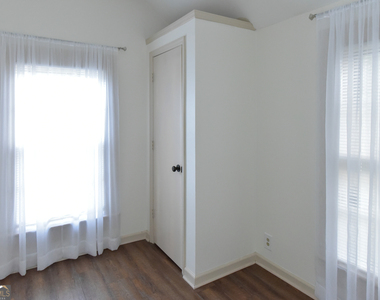 302 Jefferson Street - Photo Thumbnail 17