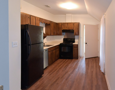 302 Jefferson Street - Photo Thumbnail 20