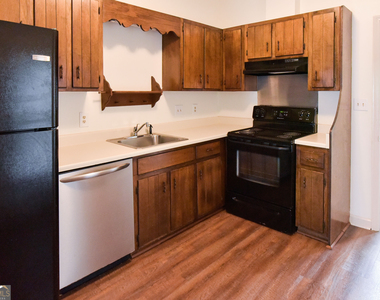 302 Jefferson Street - Photo Thumbnail 21