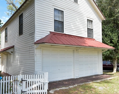 302 Jefferson Street - Photo Thumbnail 1