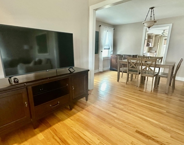 221 16th Avenue - Photo Thumbnail 3