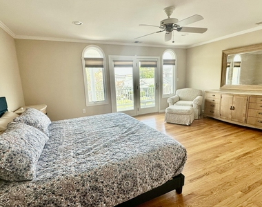 221 16th Avenue - Photo Thumbnail 15