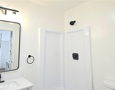 8734 1/4 Ramsgate Avenue - Photo Thumbnail 6