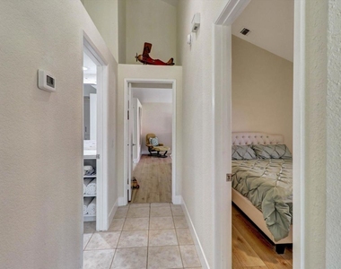77897 Woodhaven Dr S Drive S - Photo Thumbnail 21