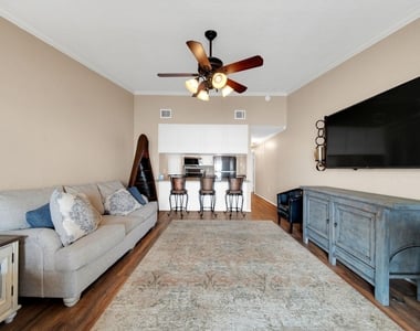 801 River Road - Photo Thumbnail 5