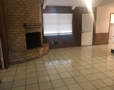 22107 Merrymount Drive - Photo Thumbnail 10