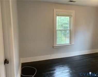 3317 Waverly Boulevard - Photo Thumbnail 20