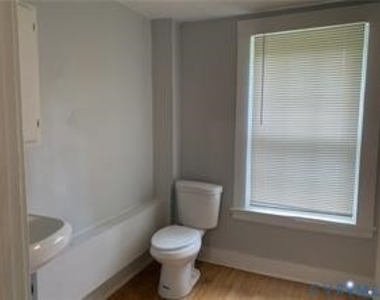 3317 Waverly Boulevard - Photo Thumbnail 31