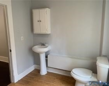 3317 Waverly Boulevard - Photo Thumbnail 33