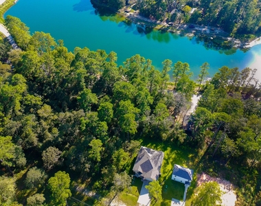 15629 Holly Drive - Photo Thumbnail 18