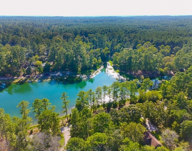 15629 Holly Drive - Photo Thumbnail 17