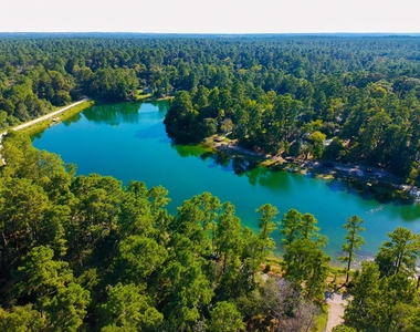 15629 Holly Drive - Photo Thumbnail 16