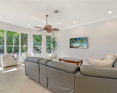 300 Wentworth Court - Photo Thumbnail 25