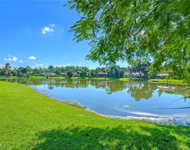 300 Wentworth Court - Photo Thumbnail 6