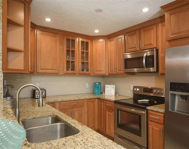 2943 Tuckerstown Drive - Photo Thumbnail 13