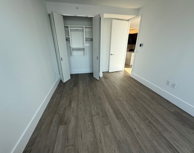  West 47th Street - Photo Thumbnail 12