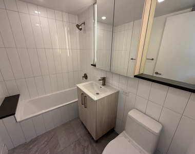  West 47th Street - Photo Thumbnail 3