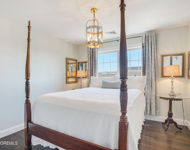 229 1st Avenue - Photo Thumbnail 18