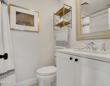 229 1st Avenue - Photo Thumbnail 21
