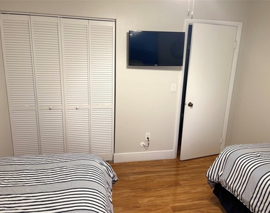 9871 Nw 2nd Court - Photo Thumbnail 11