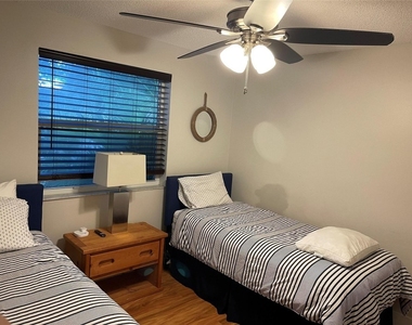 9871 Nw 2nd Court - Photo Thumbnail 10