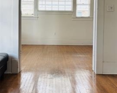 4616 Eastside Avenue - Photo Thumbnail 4