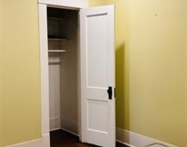4616 Eastside Avenue - Photo Thumbnail 13
