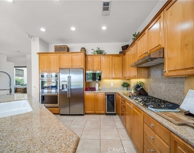 80305 Cedar Crest - Photo Thumbnail 10