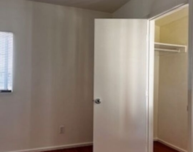 1529 5th Avenue - Photo Thumbnail 8