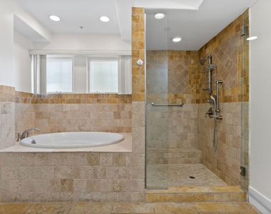 16123 W Sunset Boulevard - Photo Thumbnail 18