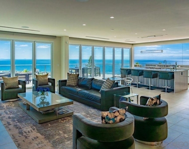 1001 La Jolla Rancho Rd - Photo Thumbnail 1