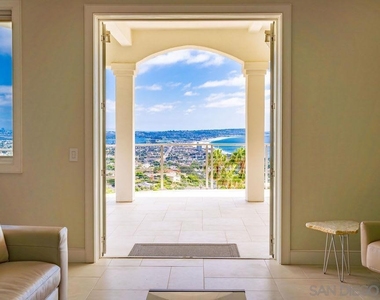 1001 La Jolla Rancho Rd - Photo Thumbnail 29