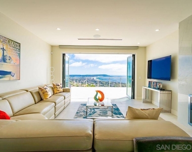 1001 La Jolla Rancho Rd - Photo Thumbnail 18