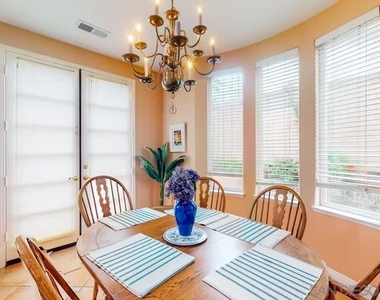 863 Starflower Rd - Photo Thumbnail 7