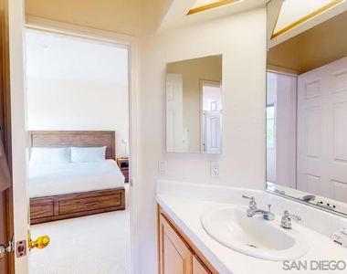 863 Starflower Rd - Photo Thumbnail 15