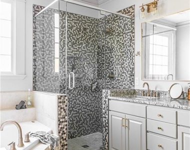 570 Morgan Street Ne - Photo Thumbnail 23