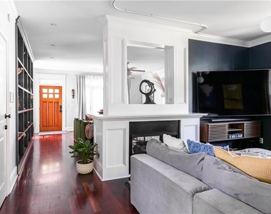 570 Morgan Street Ne - Photo Thumbnail 18