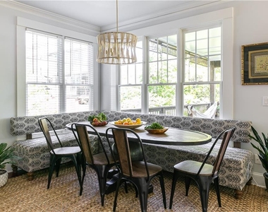 570 Morgan Street Ne - Photo Thumbnail 8