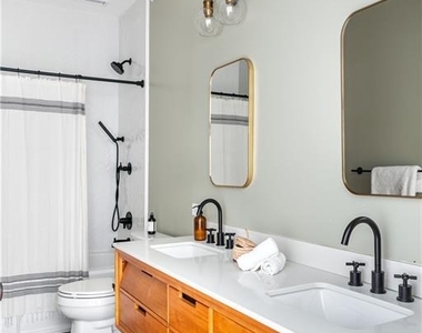570 Morgan Street Ne - Photo Thumbnail 25