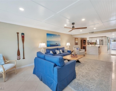 4200 Belair Lane - Photo Thumbnail 3