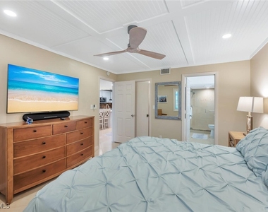 4200 Belair Lane - Photo Thumbnail 11