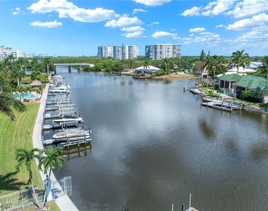 10686 Gulf Shore Drive - Photo Thumbnail 24