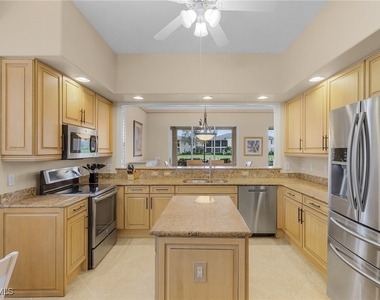 801 Regency Reserve Circle - Photo Thumbnail 4